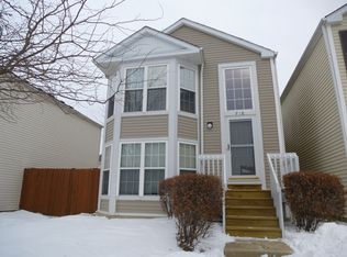 918 Symphony Dr, Aurora, IL 60504