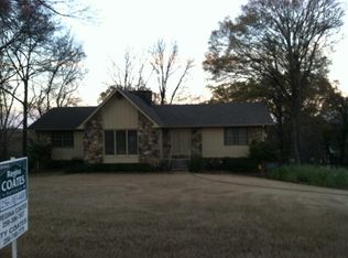 108 Highland Pl, Sheffield, AL 35660