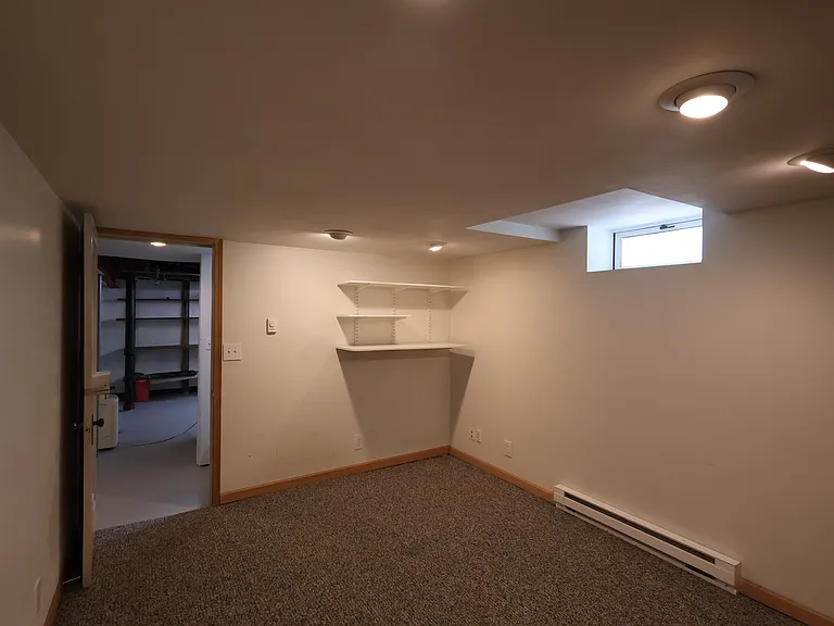 6028 N Lydell Ave — Photo 26