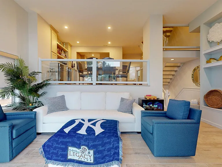 701 Bayshore Ave #701 — Photo 5