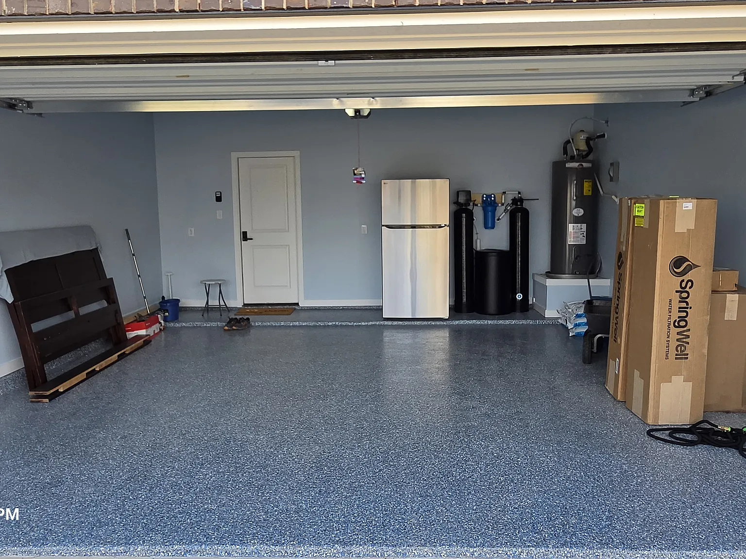 4 bed, 3.5 bath, 2500 sqft, $1,000 — Photo 2