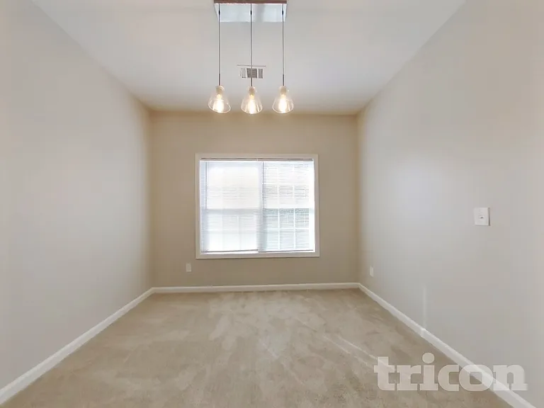 114 Millwheel Dr — Photo 5
