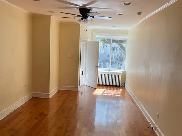 523 W Nedro Ave, Philadelphia, PA 19120