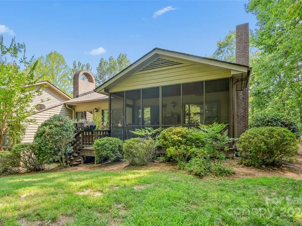 7 Hunting Country Trl, Tryon, NC 28782