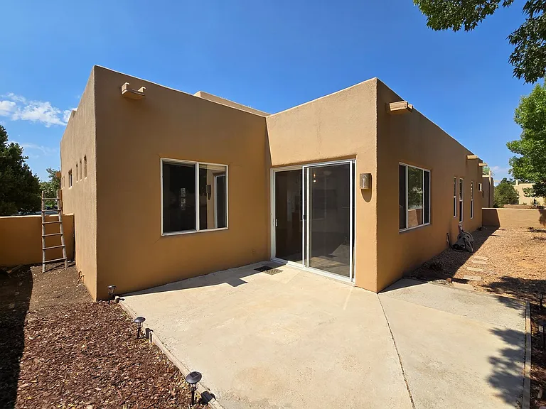 3 Wood Flower Pl — Photo 25