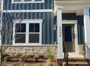 1604 Grove Chestnut Rd, Dumfries, VA 22026