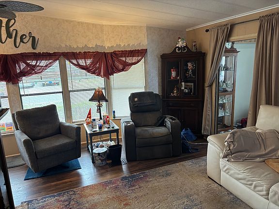 2nd image of 2163 Upper Red Lake Ln