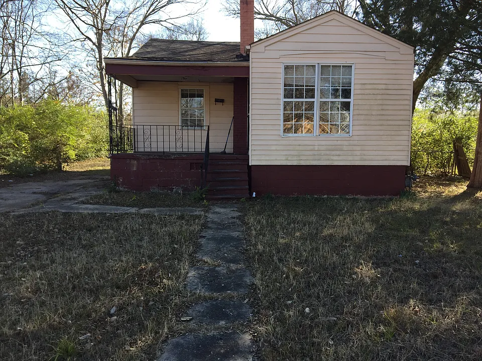 2311 Fulton Ave SW