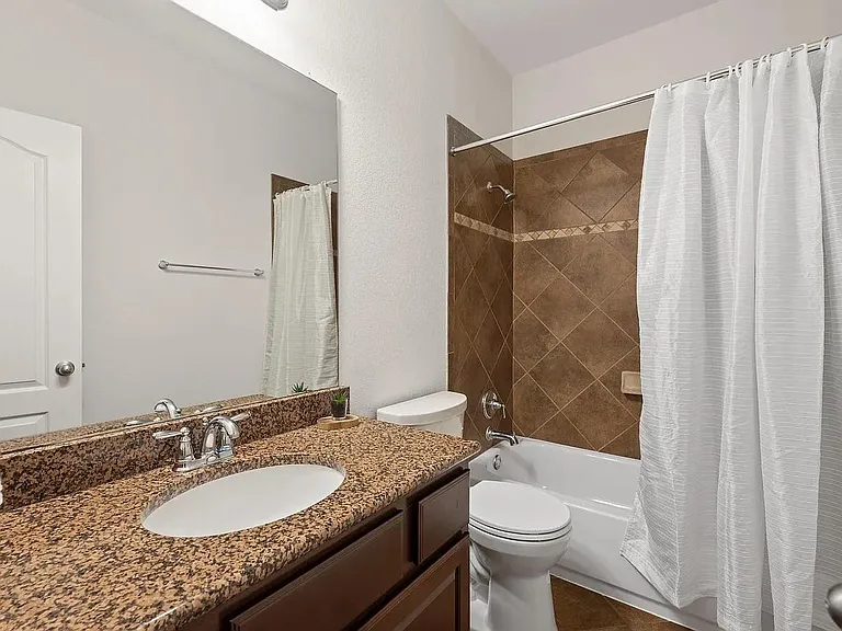 703 S Frontier Ln — Photo 33