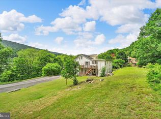 195 Johns Estate Rd, Coal Township, PA 17866