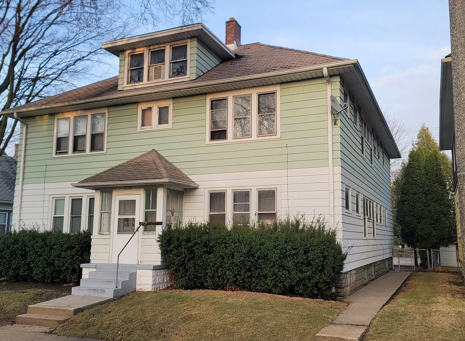 2 bed, 1000 sqft, $1,195 — Photo 1