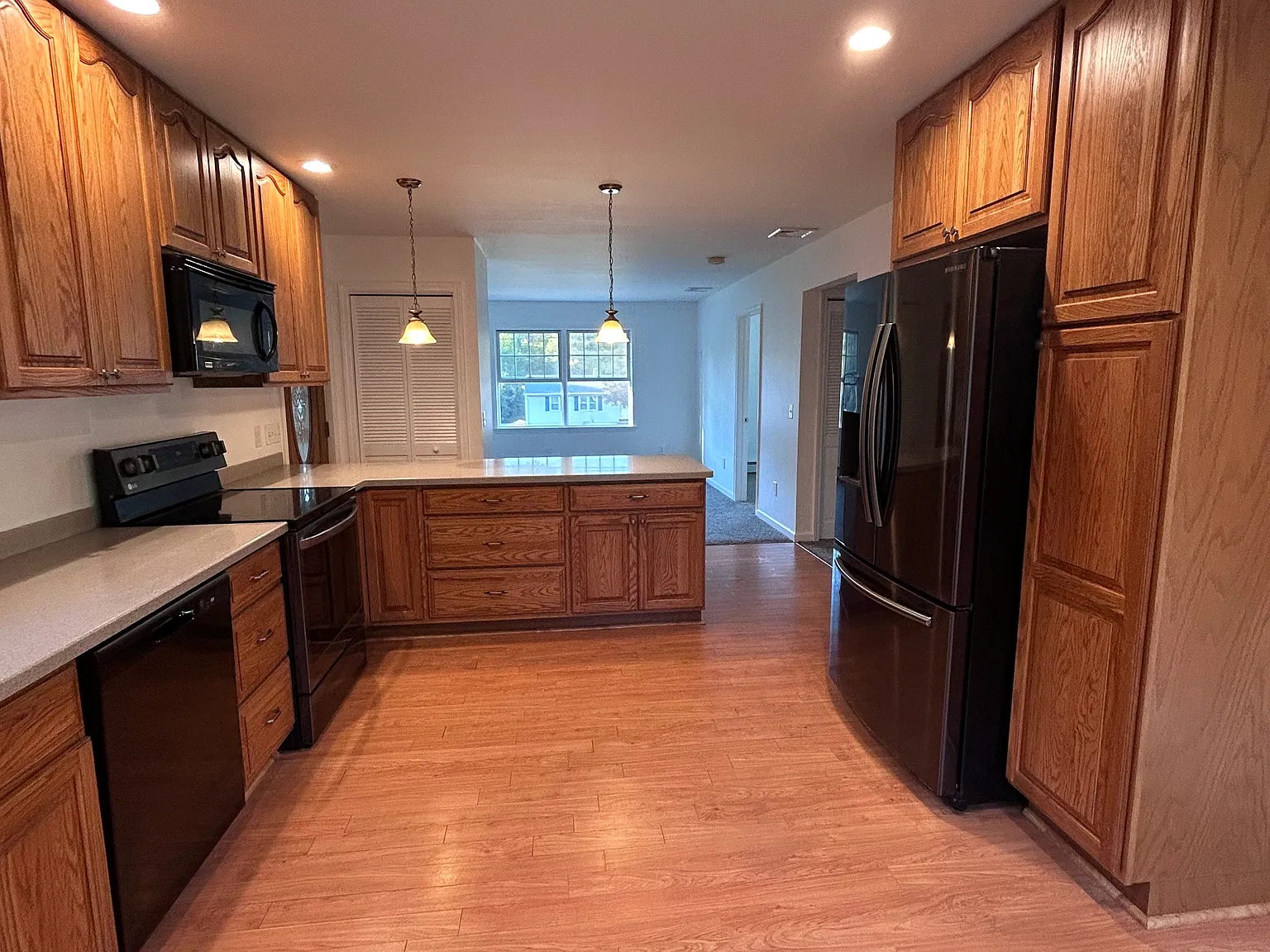 2 bed, $2,500 — Photo 1