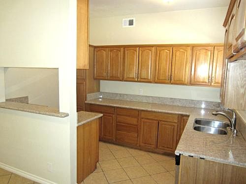 4th image of 26972 Villa Ave