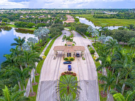 3rd image of 6358 SW 194th Avenue