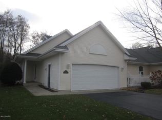 4715 Thistle Mill Ct, Kalamazoo, MI 49006