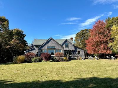 106 Panhandle Rd, West Tisbury, MA, 02575