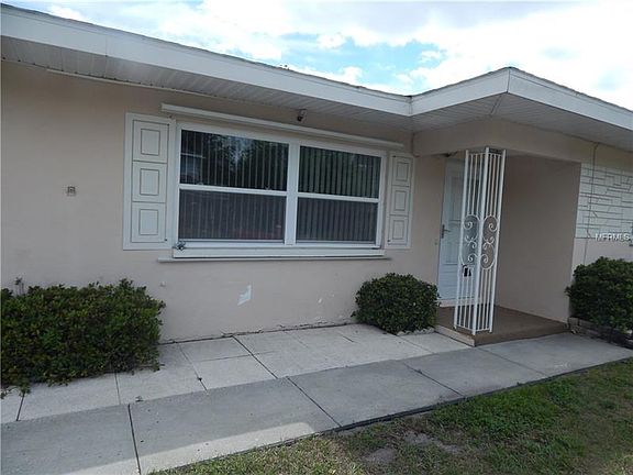 2nd image of 1445 Dexter Dr