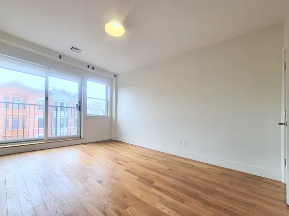 228 Malcolm X Blvd Unit 3A, Brooklyn, NY 11221