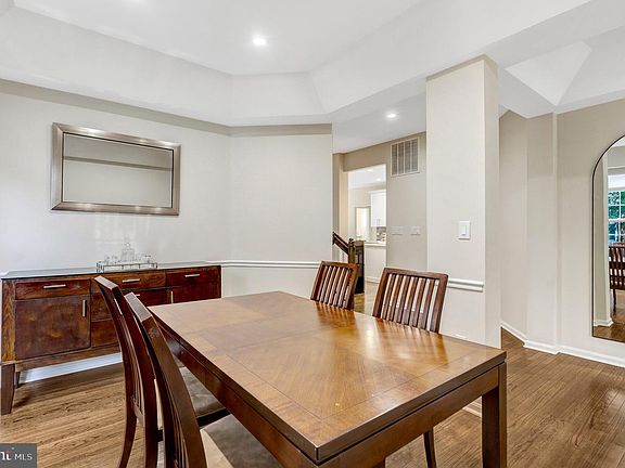 5th image of 4172 McCloskey Ct