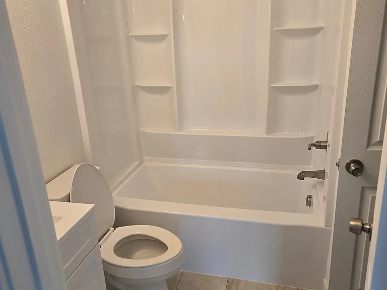 10764 Foxwood Ct — Photo 6