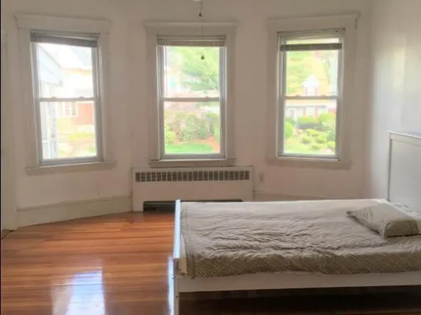 6 Converse Ave #2S, Malden, MA 02148