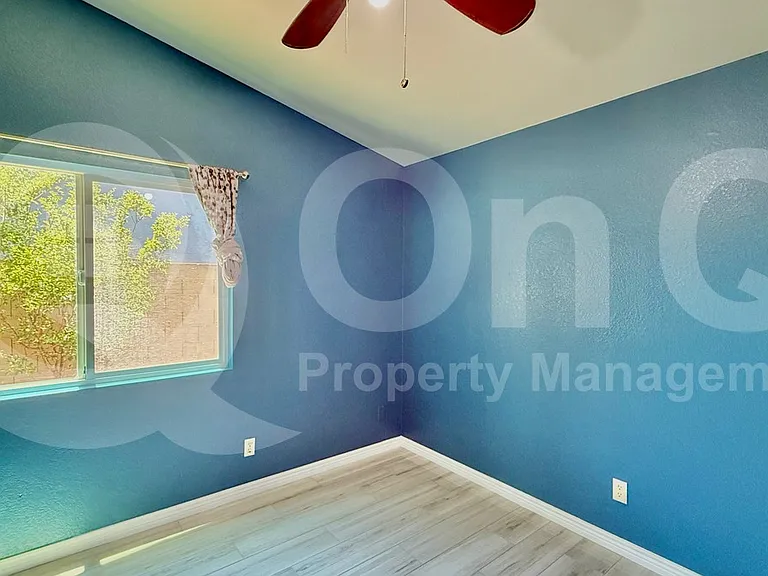18439 N 56th Dr — Photo 14