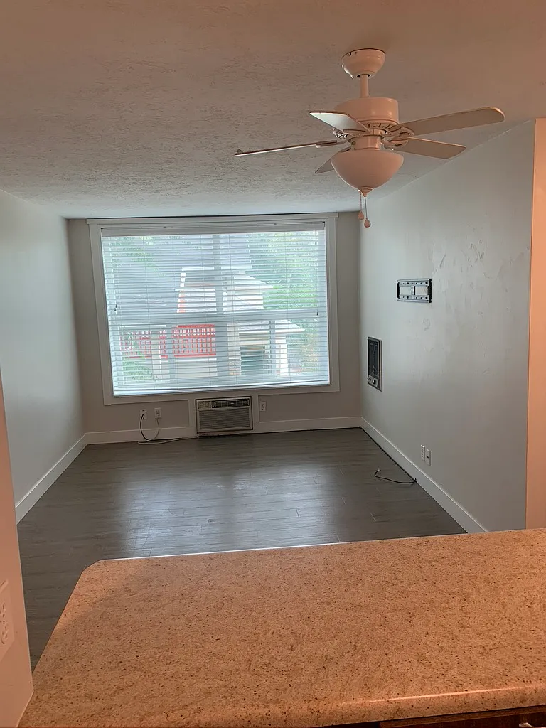 828 South 500 East - 4 — Photo 1