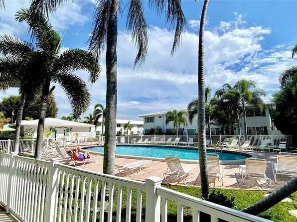 1821 NE 62nd Street #425, Fort Lauderdale, FL 33308