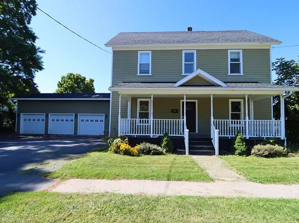 91 N Gordon St, Gouverneur, NY 13642