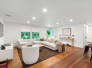 126 Narrow Ln, Bridgehampton, NY 11932