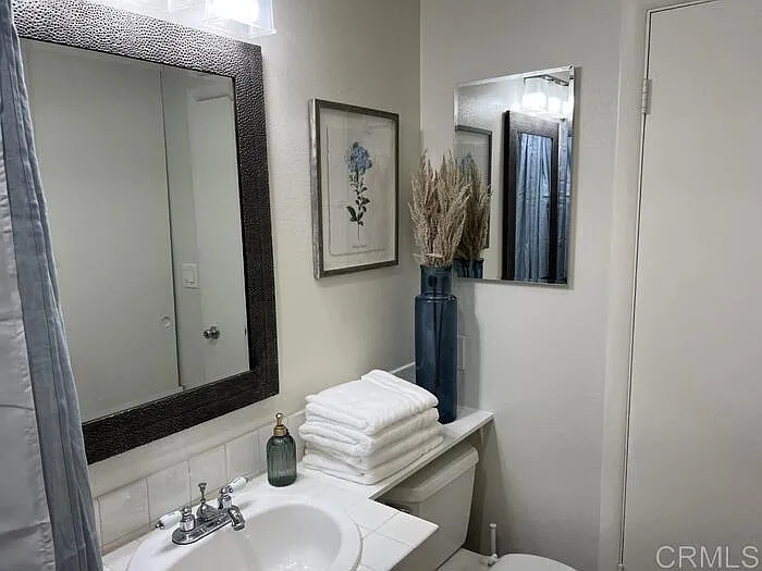 442 2nd St #442G — Photo 16