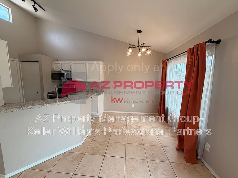 4226 N 22nd St #26 — Photo 5