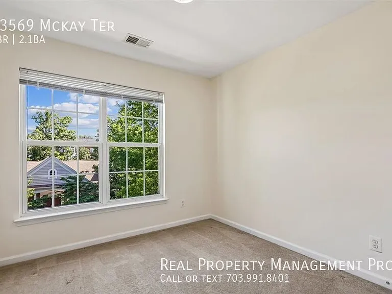 43569 McKay Ter — Photo 30