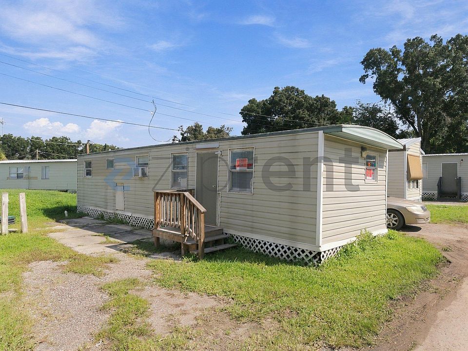 1st image of 2310 S 50th St