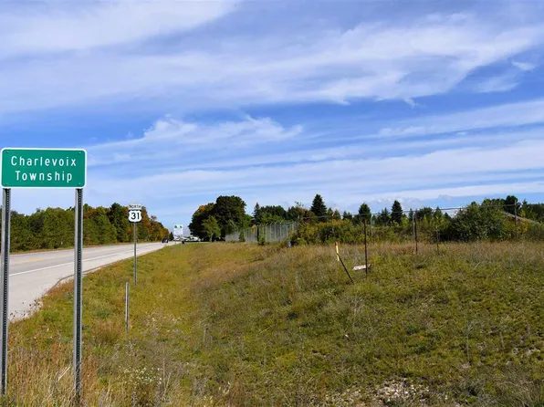 6055 Old 31 Rd S Lot 8, Charlevoix, MI 49720