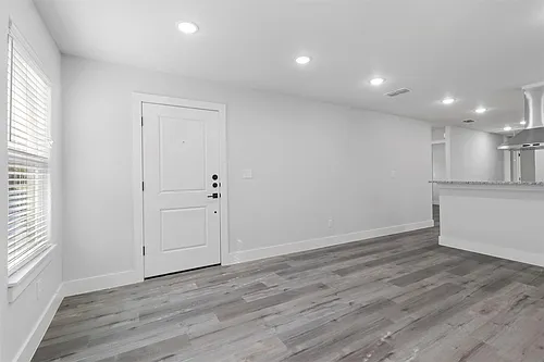514 N Rusk Ave #516 Photo 1