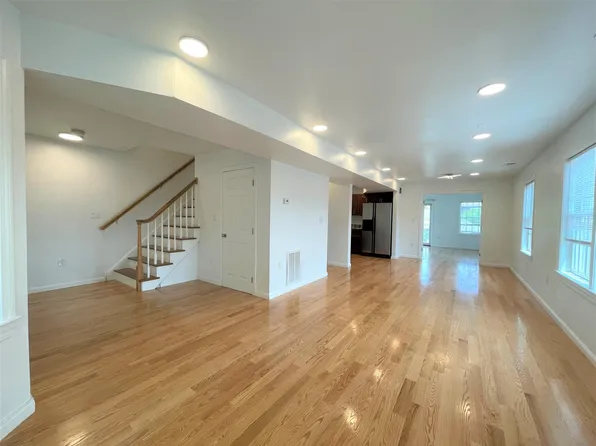 28 Lambert St Unit 2, Roxbury, MA 02119