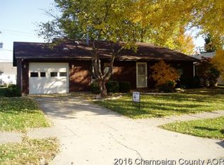 1414 Greenridge Dr, Urbana, IL 61802