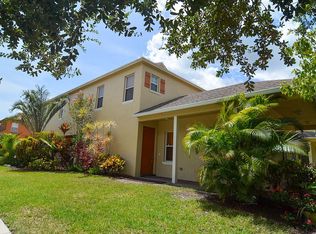 1956 SE Grand Dr, Port Saint Lucie, FL 34952
