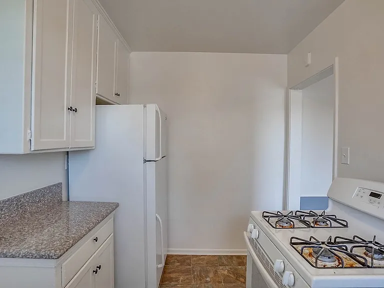 4078-4319 Muirfield Rd — Photo 15