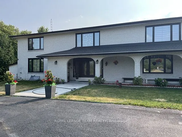 1570 River Rd — Photo 1