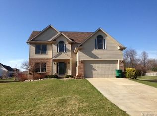 8543 Lee Rd, Brighton, MI 48116