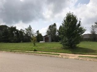 2873 Stagecoach Ave, Springdale, AR 72764