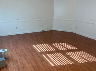 317-319 Oakland Ave #B, Greensburg, PA 15601