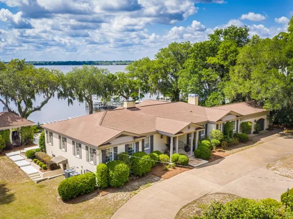 207 Stono Dr, Charleston, SC 29412