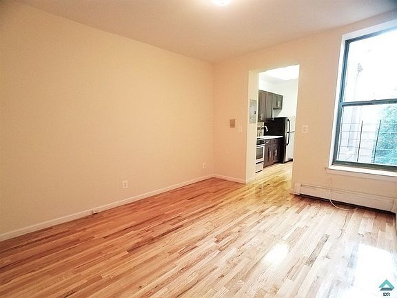 2nd image of 12 Menahan St APT 3B