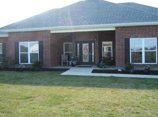 2279 W Raphael Sq, Moss Bluff, LA 70611