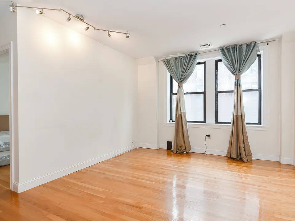 42 Beach St #6B