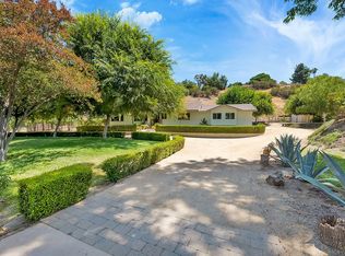 202 Sunset Dr, Thousand Oaks, CA 91361