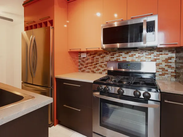 2461 East 29th Street image 4 of 7